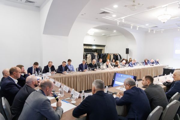 Итоговая конференция отраслевых экспертов Стратегия развития ТЭК: рациональное недропользование и нефтегазовый сервис